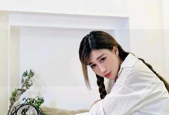 Feilin嗲囡囡 – 图包抢先看！校园里的萌琪琪Irene，学术被一秒打破