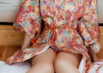 GIRLT果团网 – 周妍希出新作：可爱不需付费，下载就能拥有，我怎么知道的呢？