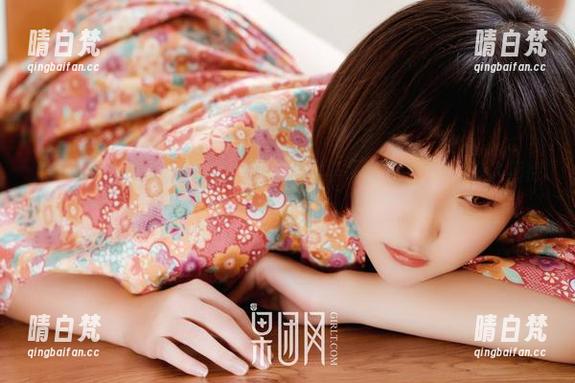 GIRLT果团网 果团网:当美人慵懒起床,私拍好比早餐加沙拉,图片令人期待!