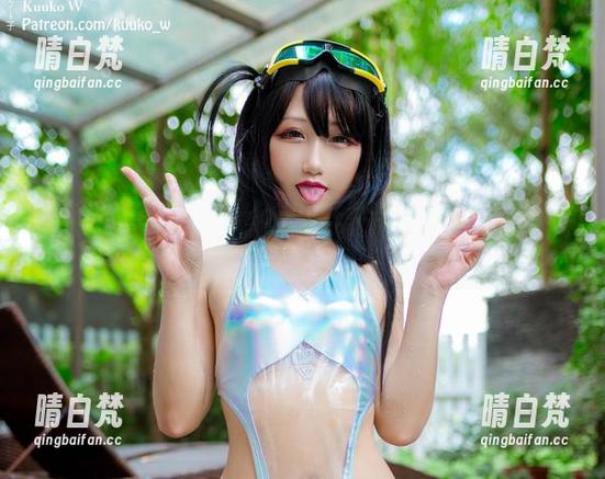 最新写真更新，KuukoW又在卖弄那份“秘密”的暧昧气息。