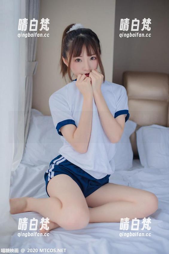 喵糖映画：看这位小宅女，连窗帘都想嫁给她！