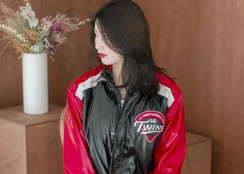 Min.E(민이)的白裙与无圣光碰撞，哪一种视角里，你的思绪漫游到了哪里？