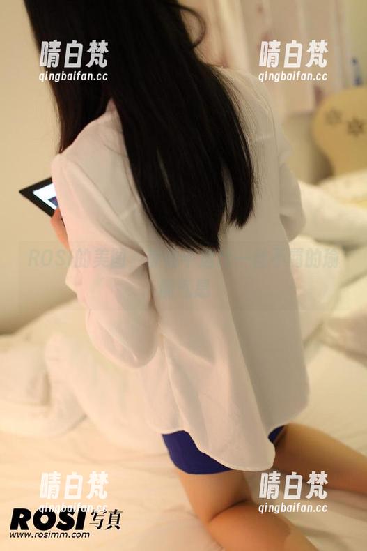 ROSI的美图，静谧中透出一丝不羁的瑜伽气息
