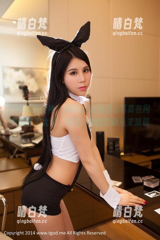 TGOD推女神-琪琪qlql TGOD推女神 - 琪琪qlql的甜心写真在网盘搁置了太久,可我对她的依赖从未减弱。