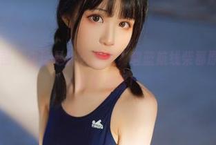 Tomoyo酱，你这是什么操作？碧蓝航线柴郡原图催生成壁纸神器！