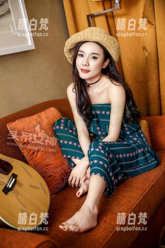 TouTiao头条女神-易阳 TouTiao头条女神 - 有易阳的眼睛做伤害,女友的美图简直是只会让人咽口水,写真变得格外“诱人”。
