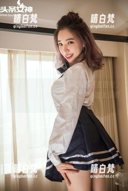 TouTiao头条女神-梁芮溪 TouTiao头条女神 - 梁芮溪的黑白图包,有种深入人心的清冷,想到也不能太深吧?