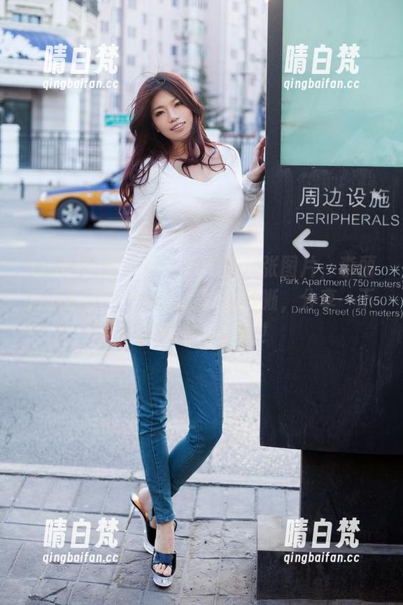 TuiGirl推女郎 - 只用了几张图片，李丽莎就能把可爱定义得如此清晰，分享一下这独特的诡计吧！