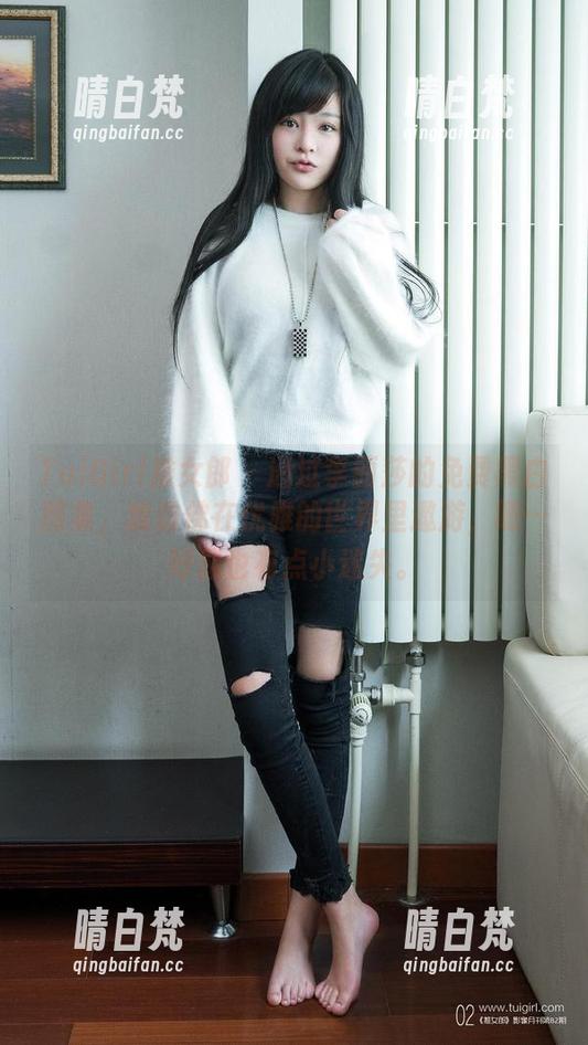 TuiGirl推女郎 - 通过李丽莎的免费黑白图集，我仿佛在优雅的世界里遨游，嗯…好像也有点小迷失。