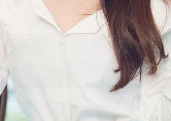 UGirls尤果网 – 与乔依琳的双马尾亲密接触——原图共享时刻