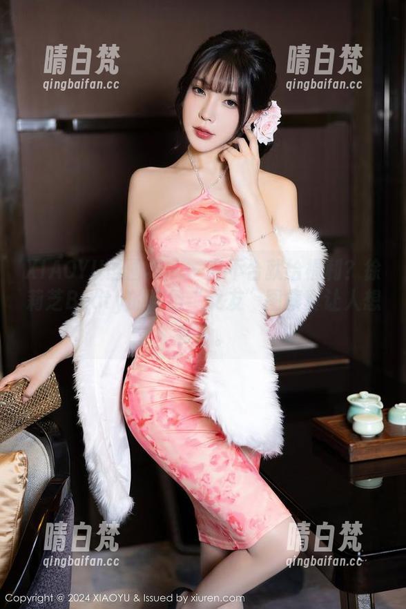 XIAOYU语画界 - 一言不合就给福利？徐莉芝Booty的这组“女友”图集真让人想多了。