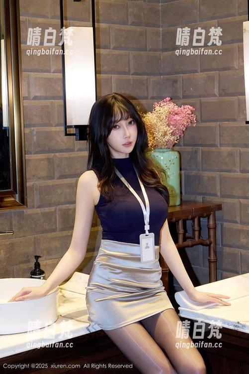 Xiuren秀人网-tina甜仔 Xiuren秀人网 - 从tina甜仔的夏日作品说起,合集里的每一拍都是一个小故事?