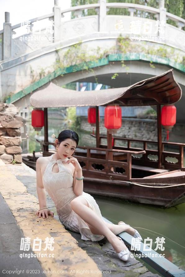 Xiuren秀人网 - 旗袍里的尤妮丝，看似细腻却没啥光彩，图集就幽幽地散发着那种“自由”