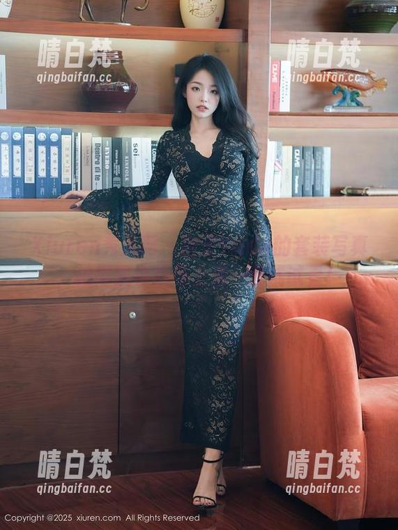 Xiuren秀人网 - 杏子Yada的套装写真，拍得我也想马上来一套试试看！