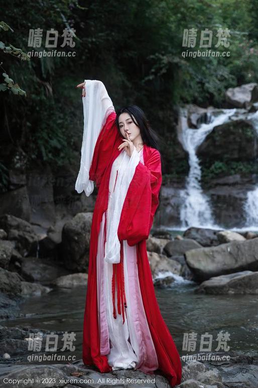 Xiuren秀人网-林珊珊 Xiuren秀人网 - 体操服合集更新了,林珊珊又来征服你的视线,来吧,别害羞!