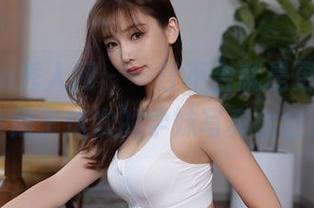 Xiuren秀人网 – 一言不合就是更新，樱桃小阑子这次的学妹写真太会了！