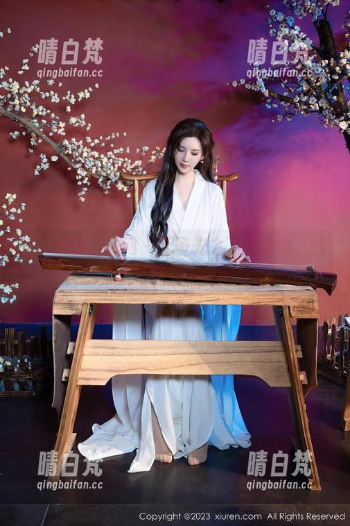 Xiuren秀人网 - 无圣光之下的妹妹，熊小诺来给你秀一波图包。