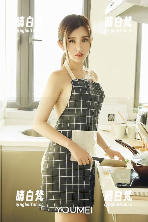 YouMi尤蜜荟 - 抖娘利世的吉他妹子，写真中是音符还是梦？你来评！