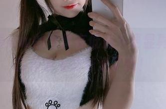 miko酱ww的图集在低光下更显真实感，套装也太有味道了吧！