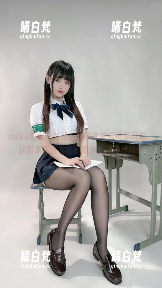 miko酱ww的私拍界再次掀起可爱风潮，这图集相信会让你的小心脏怦怦响！
