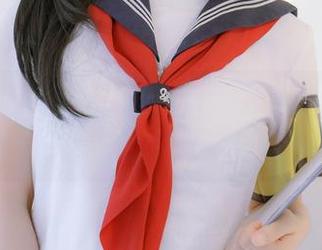 nyako喵子大魔王在天台，别样的写真妩媚在等你