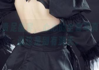 丽柜 – 贵足盛宴，心心的全套写真，有人说这是别有洞天。
