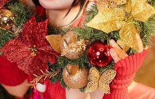 妃咲的美图宛如蓝色的海洋，伊喵君_Nya的写真直逼“双打特攻”！