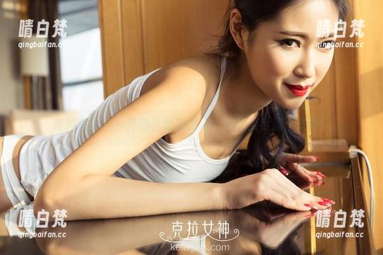 克拉女神 - 小芹的礼服新发现，资源到手那个兴奋！