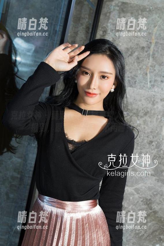 克拉女神 - 薇薇在牛仔裤里撩人的在线时报到，原图送给你，不用谢！