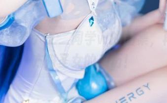 别急！先看六二二同学w的图集，再追问方舟圣女的来历！