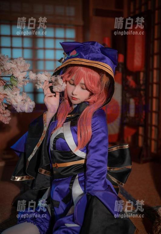 明明是凛子酱的写真，抚绸衣庄却把我搞得晕乎乎的，赶紧下载分享！