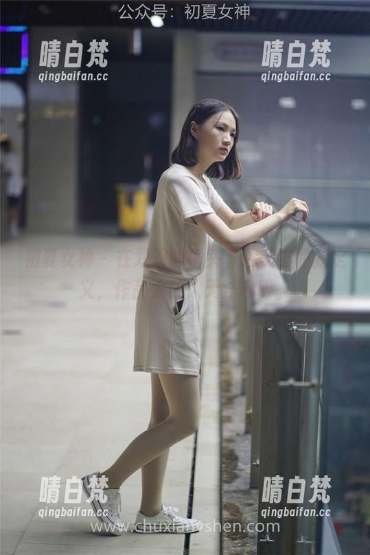 初夏女神 - 在双双的镜头下，美脚的新定义，作品太让人无法呼吸。