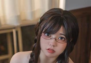 资源抢先看！啊日日_Ganlory的夏天，无意间又发现了点别的乐趣。