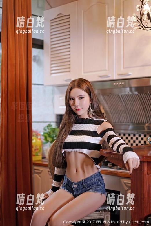 嗲囡囡 - Celina青妍穿着蕾丝，我不敢想象！快下载这本写真集了解真相！