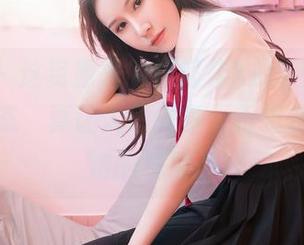 嗲囡囡 – 这资源里的施忆佳KITTY，天使般的姿态，真让人想问多大折扣才能拥有她的气质。