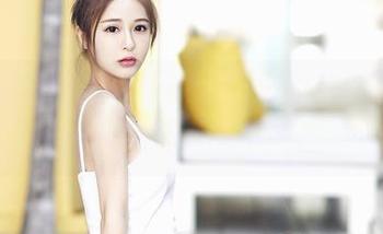 嗲囡囡 – 萌琪琪Irene带来的美脚写真，图册翻页间的小迷思