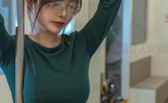 在夏小秋秋秋的写真里，“七龙珠”究竟让人震撼哪里呢？