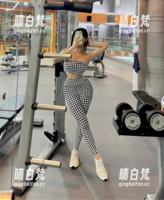 微密圈 - 透明小猫咪ck的日常——资源合集分享，超好玩