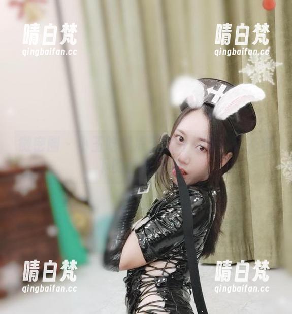 小玉吃果冻 微密圈 - 小玉吃果冻无圣光先锋:天花板下的图片狂欢!