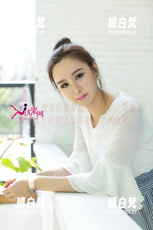 尤果网 - 曼曼在体操服里的样子，无圣光的情况下竟表达出意外的美图效果。