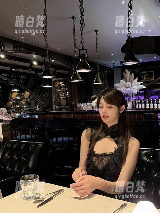 就是阿朱啊 微密圈 - 就是阿朱啊的海边写真,精选的时候其实还在想她游泳的样子呢!