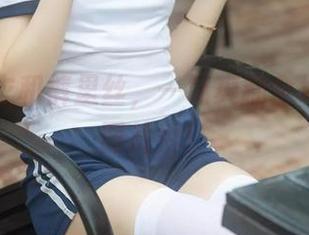 幼水铃衣和裤里丝，一场爽翻全场的cos图片秀！