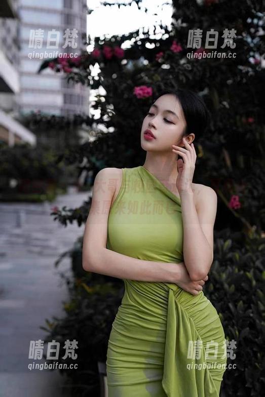 微密圈 - 徐珺大哥与校园奇遇记，写真合集原来如此而已