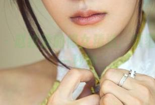推女郎 – 赵纹清的修女精选：颠覆传统的一秒钟