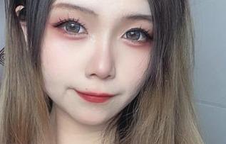 这是一组最新美图：末夜787和镇海旗袍的组合。就问你眼泪为啥流？！