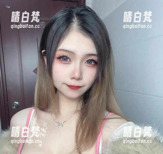这是一组最新美图：末夜787和镇海旗袍的组合。就问你眼泪为啥流？！