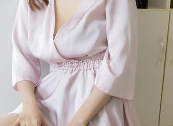 梦丝女神 – 宁夏的私房美图：当秘书也可以有小心思