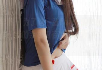 模范学院 – 为了这一张fairy如歌的双马尾美图，我的手机内存能不能再撑一会儿！