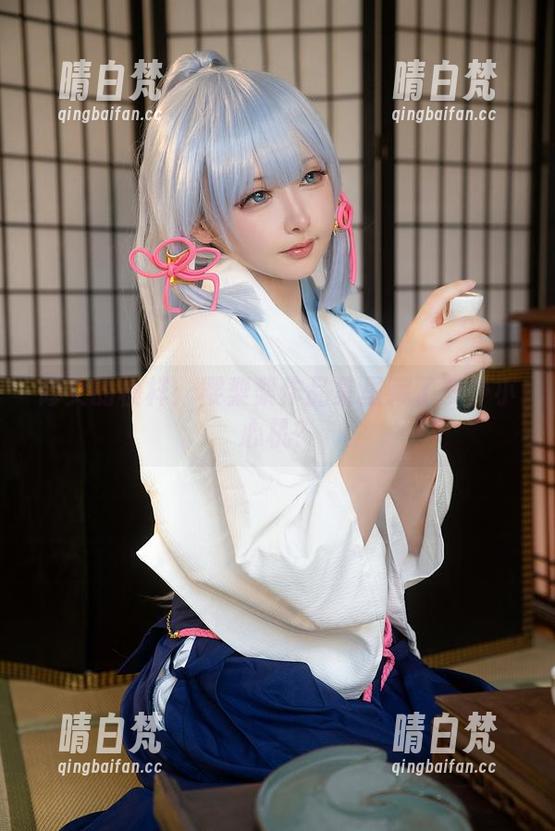 修女的模样：樱梨梨作品集里藏了多少小心机？