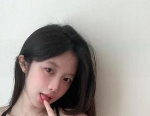 微密圈 – 逃不过的诱惑，火龙果羊的美脚原图在这里等你，免费的喔！